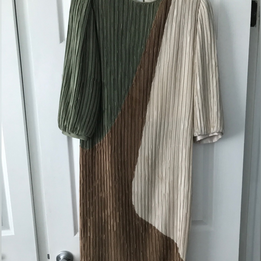 Lillie Rubin Green and Brown Pleated Midi Dress